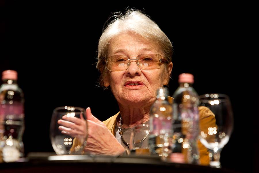 Szóról szóra: A körhinta forog tovább fotó: Mészáros Zsolt